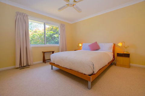 Rocky Mountain Cottage - QLD Tourism 3