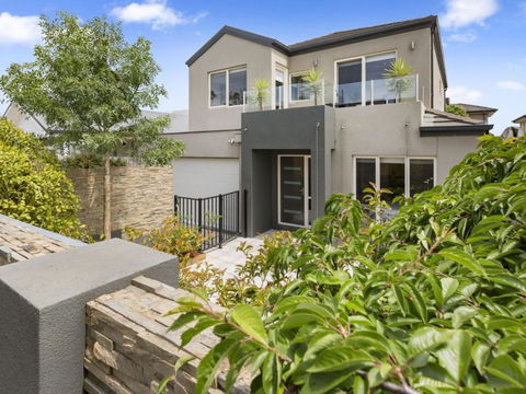BANGALOW MORNINGTON - QLD Tourism 4