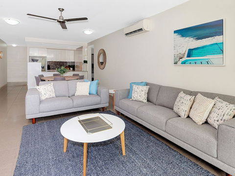 Stunning Ground Floor City Apartment - QLD Tourism 6