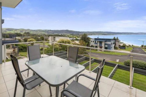 SEA SPECTACULAR Seconds From The Beach! - Queensland Tourism 7