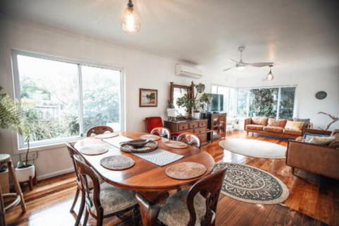 Craypot Cottage Port Campbell - Queensland Tourism 7