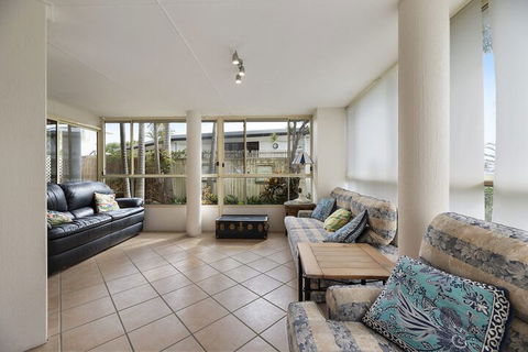 Fabulous Pet Friendly Family Home - 3 Carribean Court - Queensland Tourism 7
