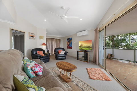 Fabulous Pet Friendly Family Home - 3 Carribean Court - Queensland Tourism 6