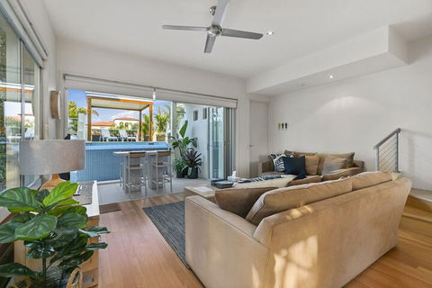 Sunshine Beach Self Contained Unit Beach Views Unit 2 Elouera 44 Elanda Street - Queensland Tourism 5