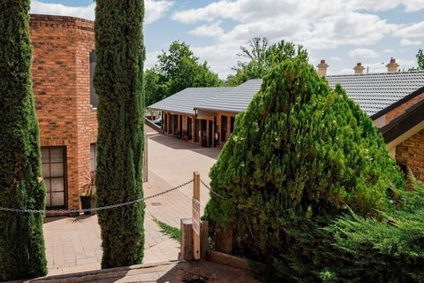 Castlemaine Colonial Motel - Queensland Tourism 5
