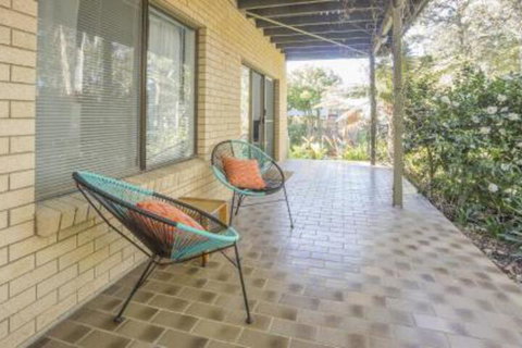 Clyde Studio 53 Mollymook - QLD Tourism 6