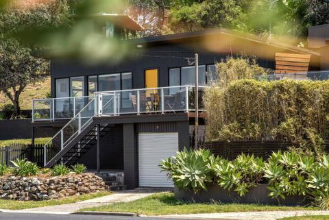 Mitchell Pde 31 Mollymook - QLD Tourism 3