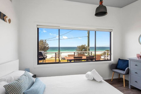 Mitchell Pde 31 Mollymook - QLD Tourism 7