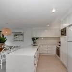 BEAUTIFULLY RENOVATED OCEANSIDE APARTMENT Lamer 9 - QLD Tourism 0