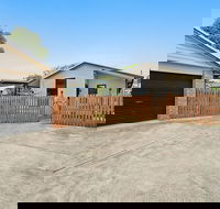 Newcastle Short Stay Apartments - Glebe Road Adamstown - QLD Tourism