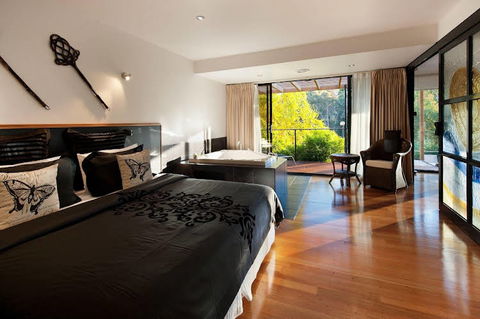 Springs Spa Villa - Queensland Tourism 0