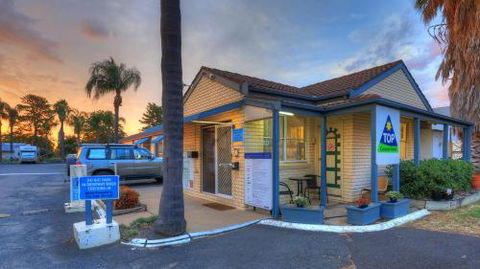 Dubbo Midstate Motor Park - Queensland Tourism 0