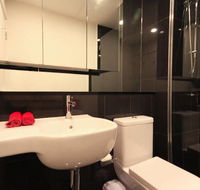 Amazing Waterfront Apartment - Queensland Tourism