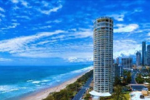 Oceanfront In Surfers Paradise Retreat - Queensland Tourism 1