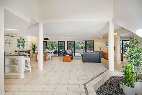 Home Away From Home, 38 Redwood Avenue, Marcus Beach, Noosa Area - Queensland Tourism 3