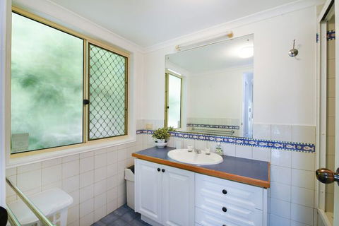 Blue Haven - 7 Egret Street - Queensland Tourism 3