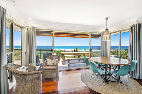 Blue Haven - 7 Egret Street - Queensland Tourism 1