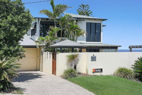 41 Pelican Street, Peregian Beach, Noosa Shire - Queensland Tourism 1