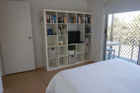Unit 2 At 4 Pelican Street, Peregian Beach, Noosa Area - Queensland Tourism 7