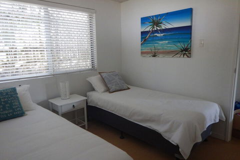 Unit 2 At 4 Pelican Street, Peregian Beach, Noosa Area - Queensland Tourism 6