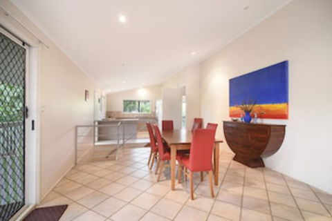 Beach Affair - 10 Callitris Crescent - Queensland Tourism 0