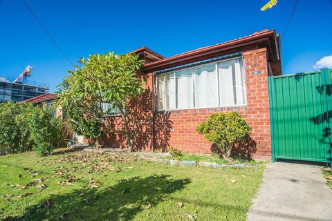 Belmore House - Queensland Tourism 1