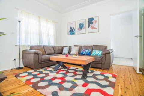 Belmore House - Queensland Tourism 0