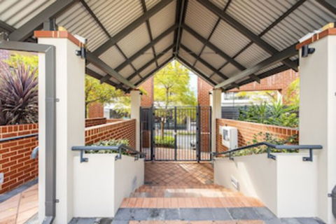 Subiaco Emporium Apartment - QLD Tourism 1