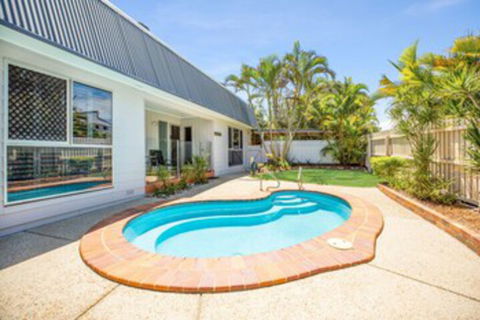 Allamanda Sands - 23 Oriole Avenue - Queensland Tourism 0