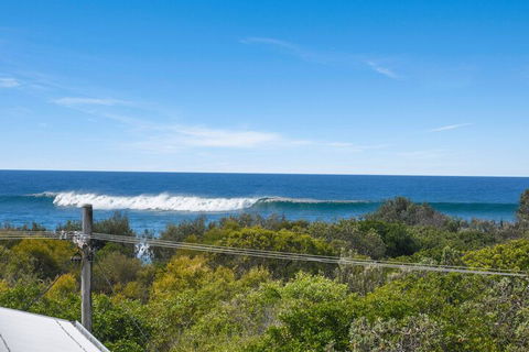 Unit 3 At 4 Pelican Street, Peregian Beach, Noosa Shire - Queensland Tourism 7