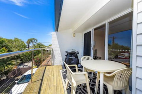 Sunbright 2/5 Petrel Street - Queensland Tourism 0