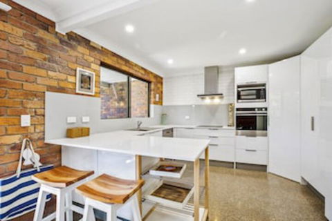 A Beach Break - 1/90 Lorikeet Drive - Queensland Tourism 0