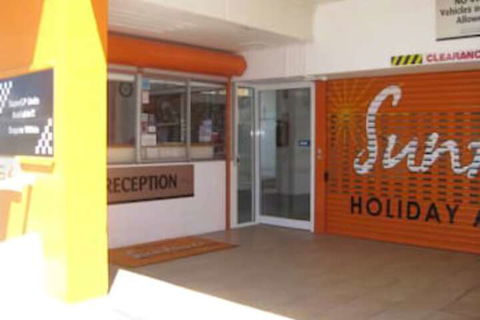Suntower - Queensland Tourism 0