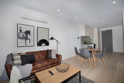 Chocolate Taste Apartment In Parkville - QLD Tourism 1
