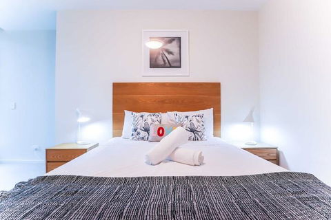 Incredible Riverside Apartment In Brisbane - QLD Tourism 5
