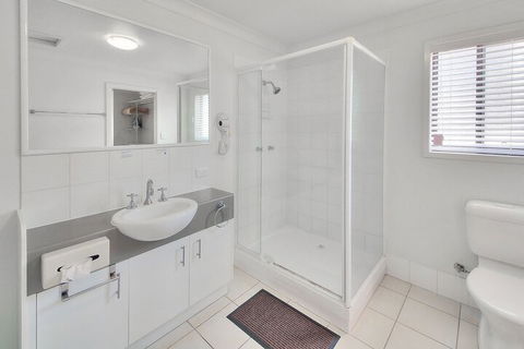 Airtrip Apartment On Russell St - Queensland Tourism 6