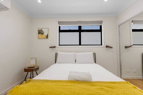 Impressive & Spacious New Townhouse@preston - QLD Tourism 6