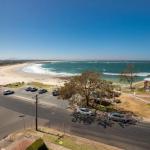 Beachpoint Unit 402 28 North Street - Queensland Tourism 0