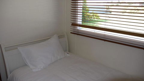 The Love Shack Bridport - QLD Tourism 1
