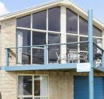 Cloud Nine - Queensland Tourism