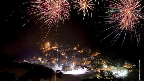 East 302 St. Falls - Queensland Tourism 6