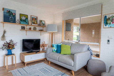 Lemongrass - QLD Tourism 3