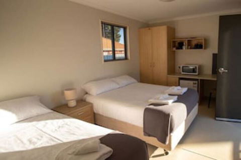 Lake Tyrrell Accommodation LTA - QLD Tourism 7