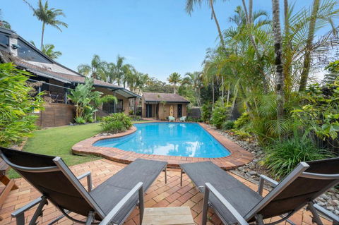 Diggers Beach Surf House - QLD Tourism 4