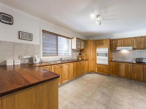 Lillypilly - QLD Tourism 3