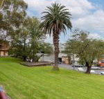 Miami Kiama couldnt be closer to Kiama CBD - QLD Tourism