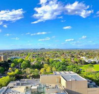 Deluxe Central Park 4B2B APT BoxHill Panorama - Queensland Tourism