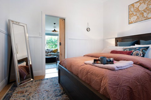 Wayward Cottage - QLD Tourism 5