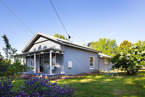 Wayward Cottage - QLD Tourism 2