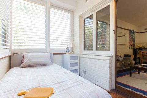 B4 Apartment Close To Perth UWA - QLD Tourism 3